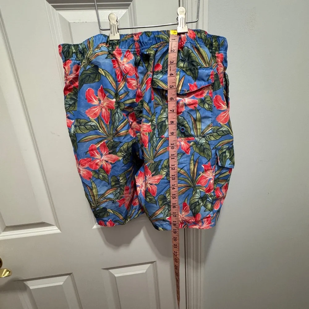 Tommy Bahama Tropical Red and Green  floral swim trunks size large